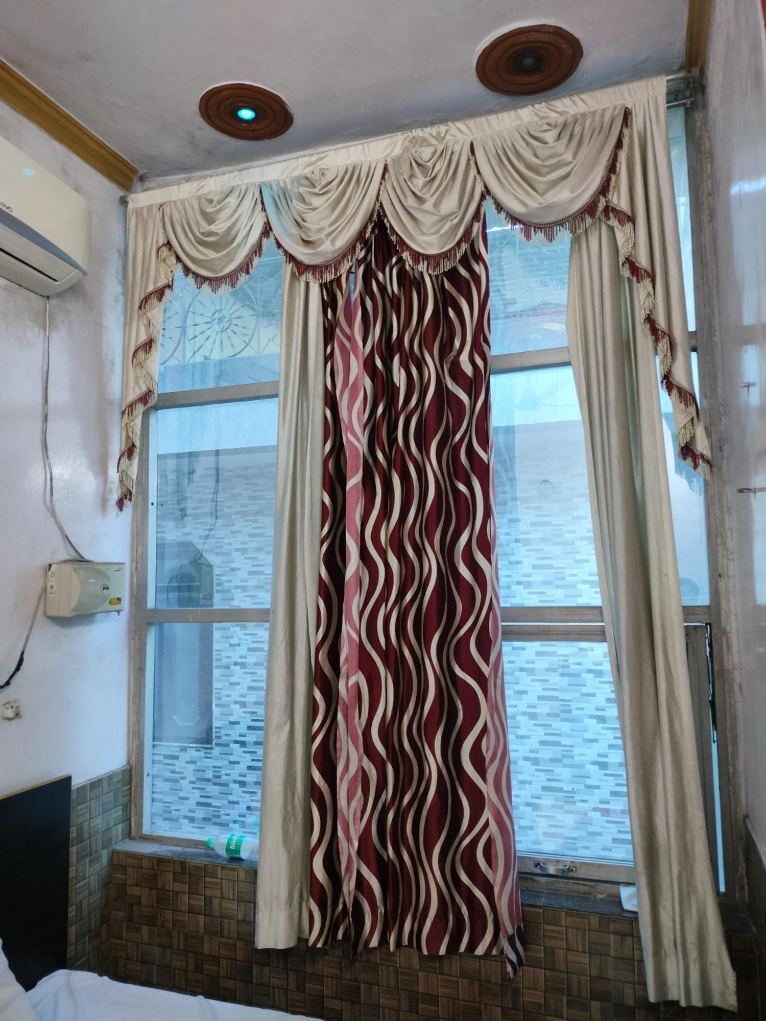 R G Sewa Sadan Hotel Mathura Eksteriør billede